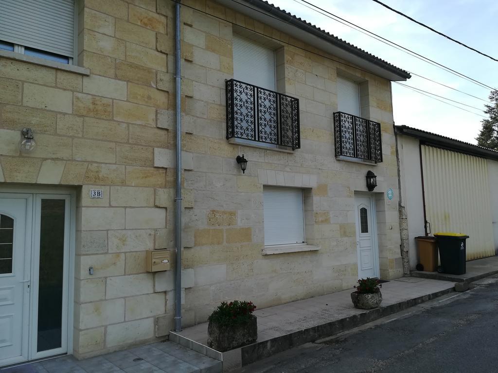 Gite Du Vignoble Sidky Lussac  المظهر الخارجي الصورة